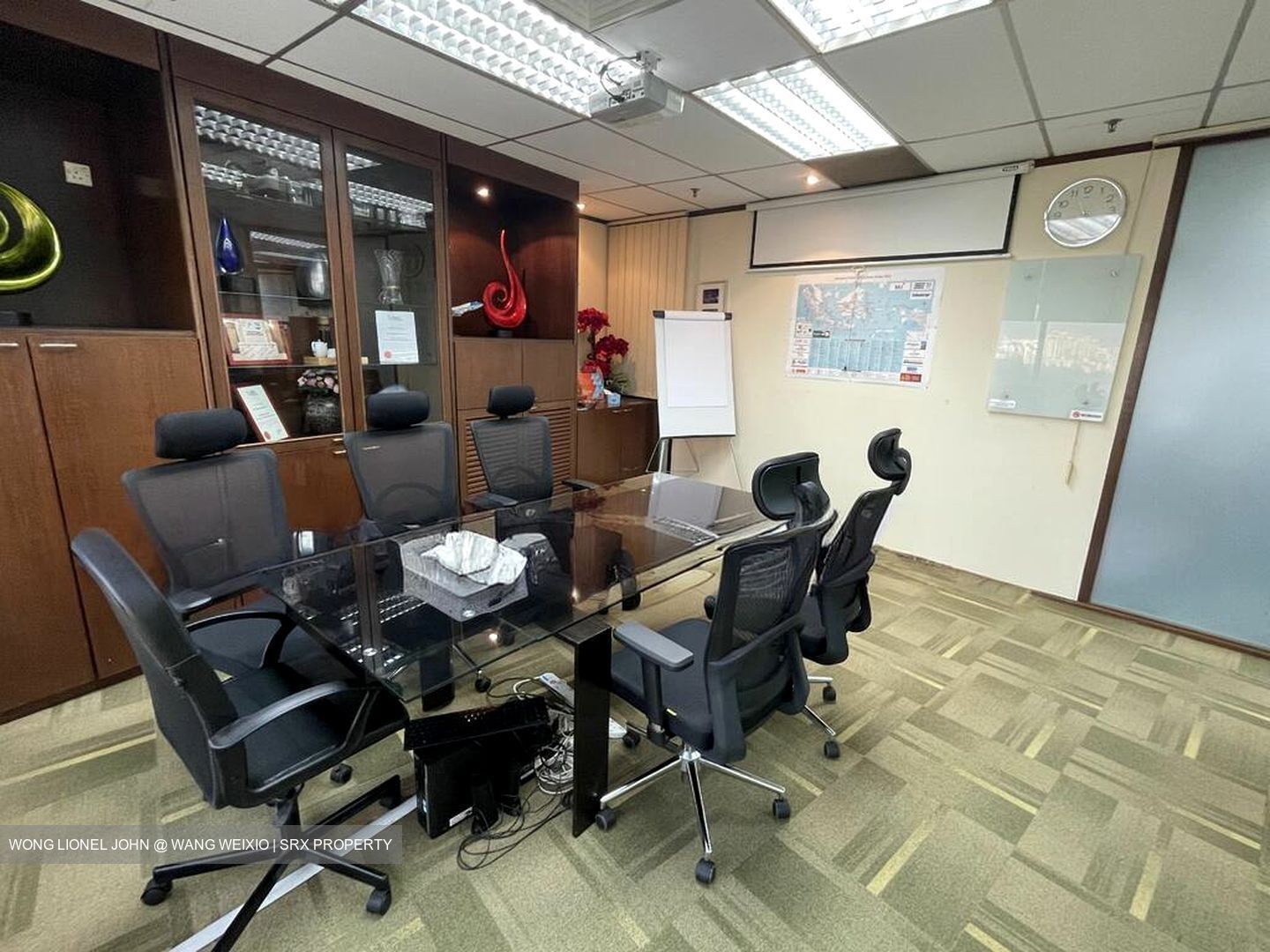 The Plaza (D7), Office #496593921